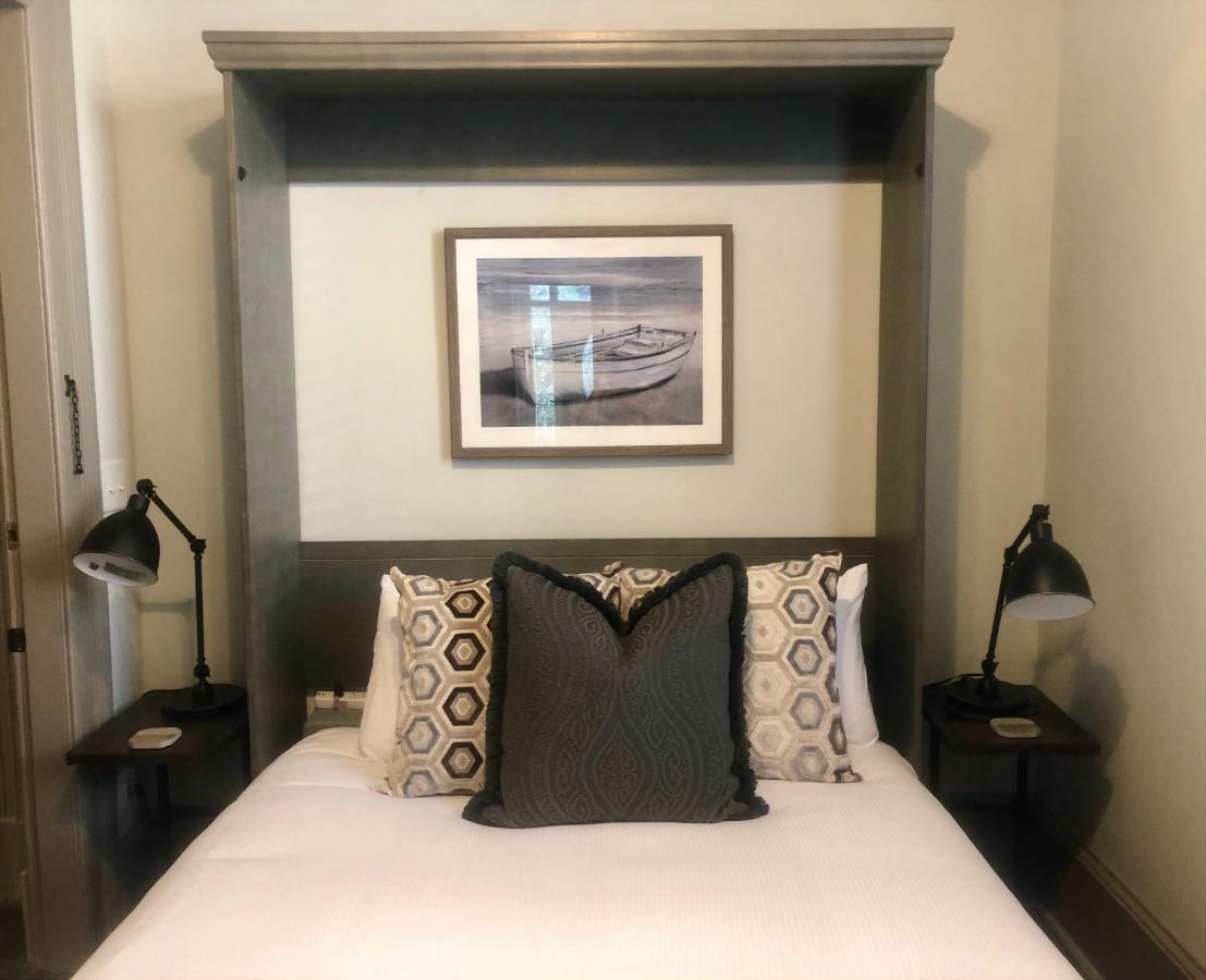 Daybed With Trundle In The Beautiful Ashley Inn 4 Blocks From King St チャールストン エクステリア 写真